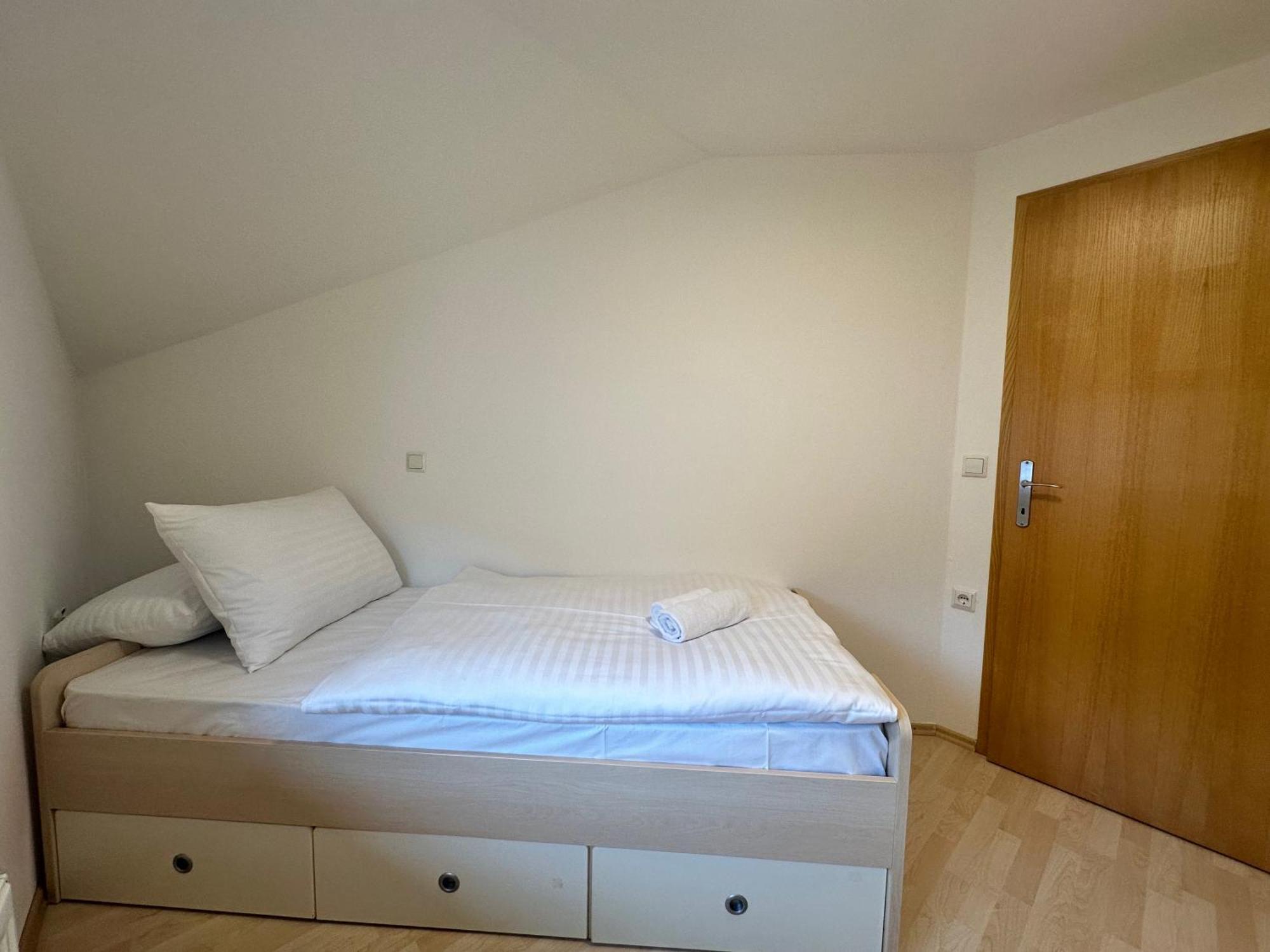 Apartment Izba Snovik Laze v Tuhinju ภายนอก รูปภาพ